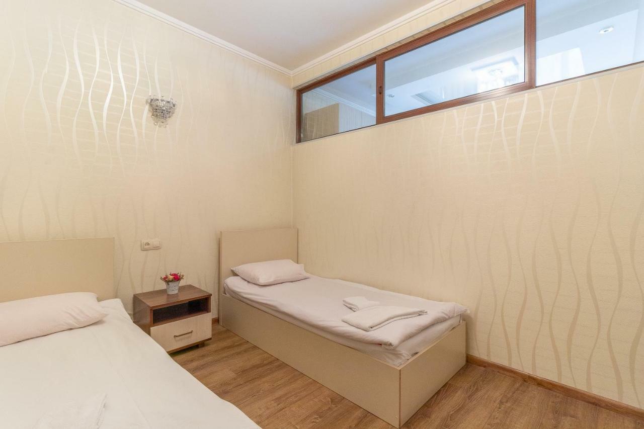 Stay Inn Apartments On 33 Sayat-Nova Avenue Yerevan Exterior photo